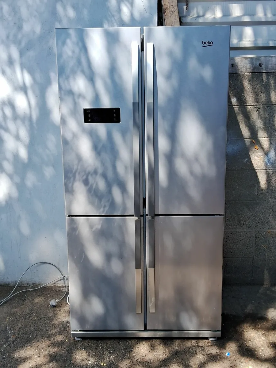 BEKO AMERICAN FRIDGE FREEZER - Image 1