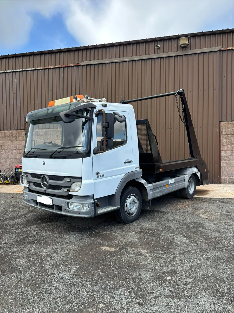 Mercedes-Benz Atego 816 Skip Lorry - Image 1