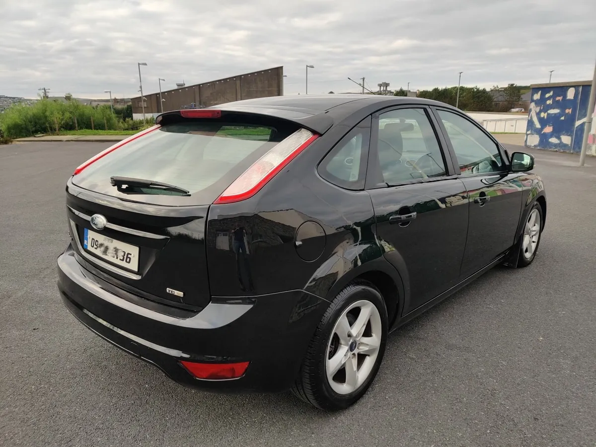 Ford Focus 1.6 TDCI Zetec 109BHP 5DR, 2009 - Image 3