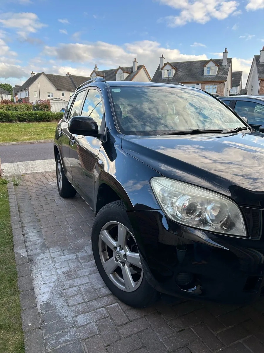 Toyota RAV4 2007 - Image 2
