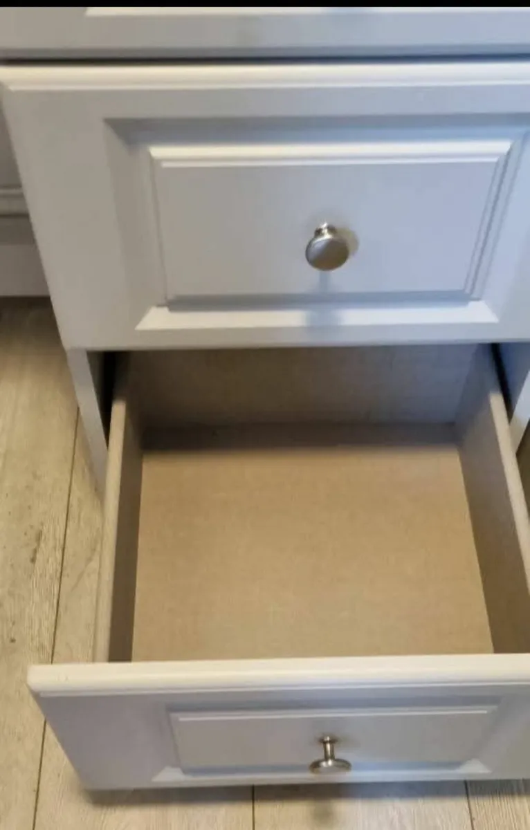 Desk table - Image 2