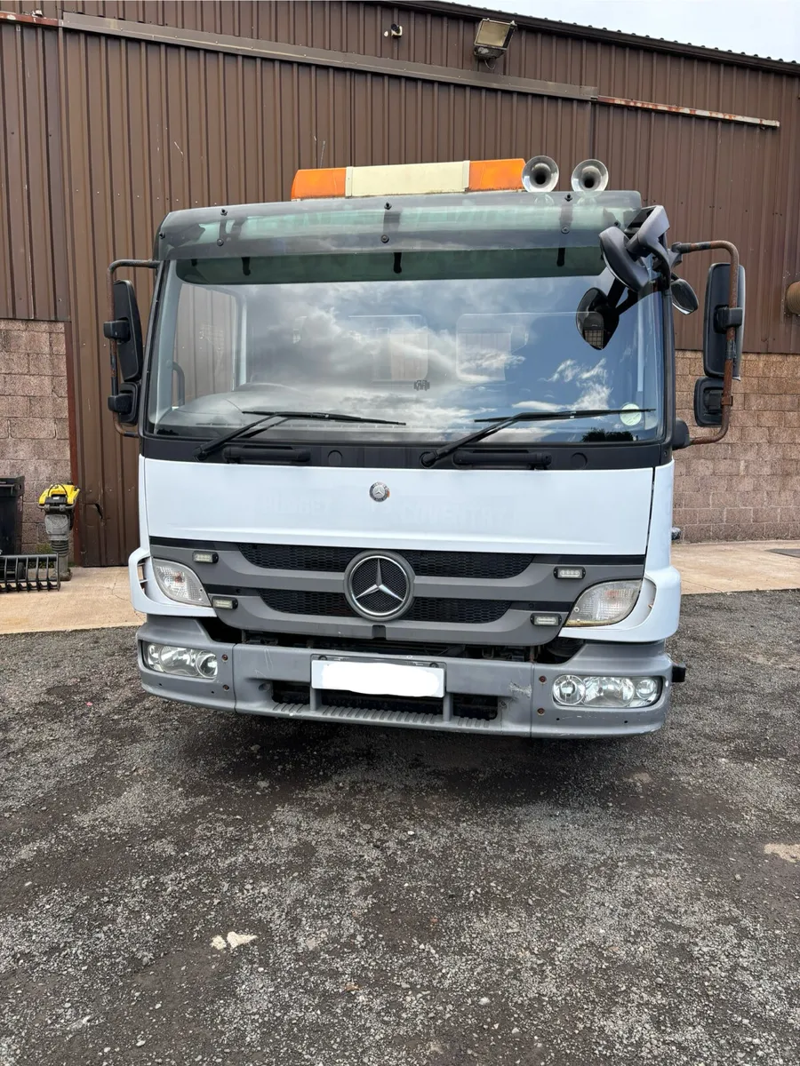 Mercedes-Benz Atego 816 Skip Lorry - Image 2