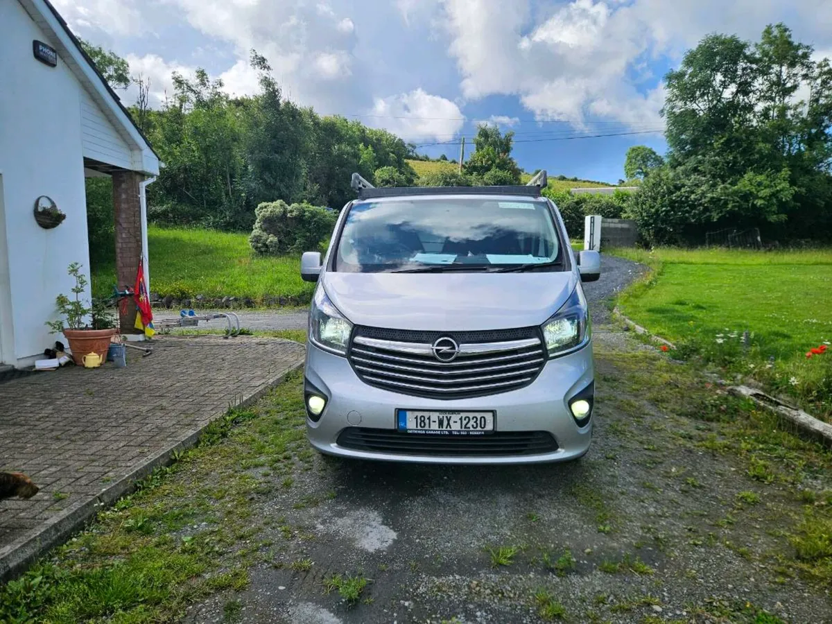 Opel Vivaro - Image 1
