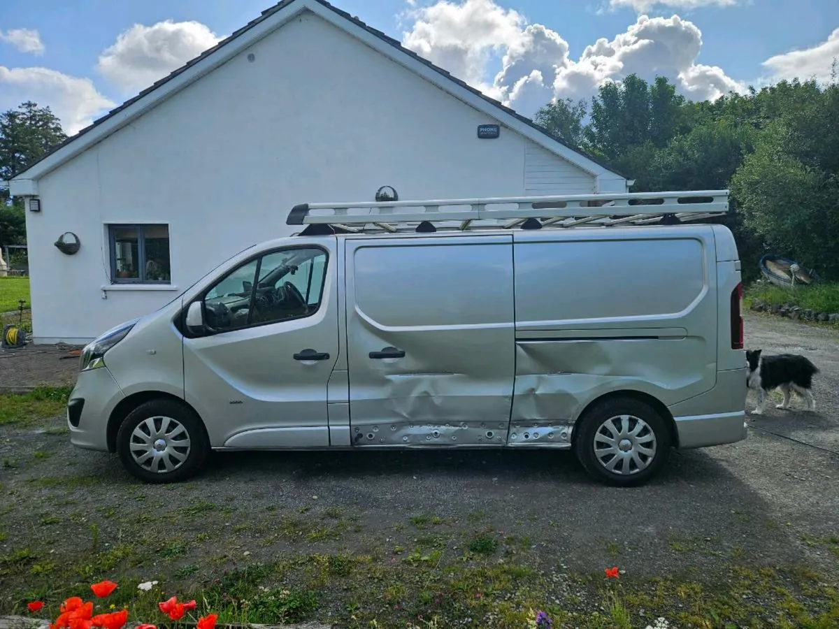 Opel Vivaro - Image 4