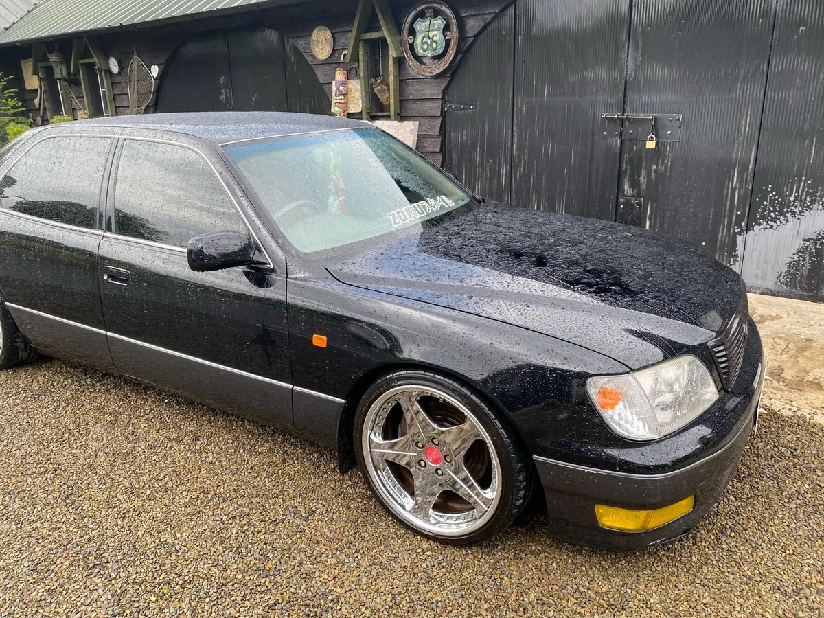 Lexus ls400 Ls 400 v8 - Image 1