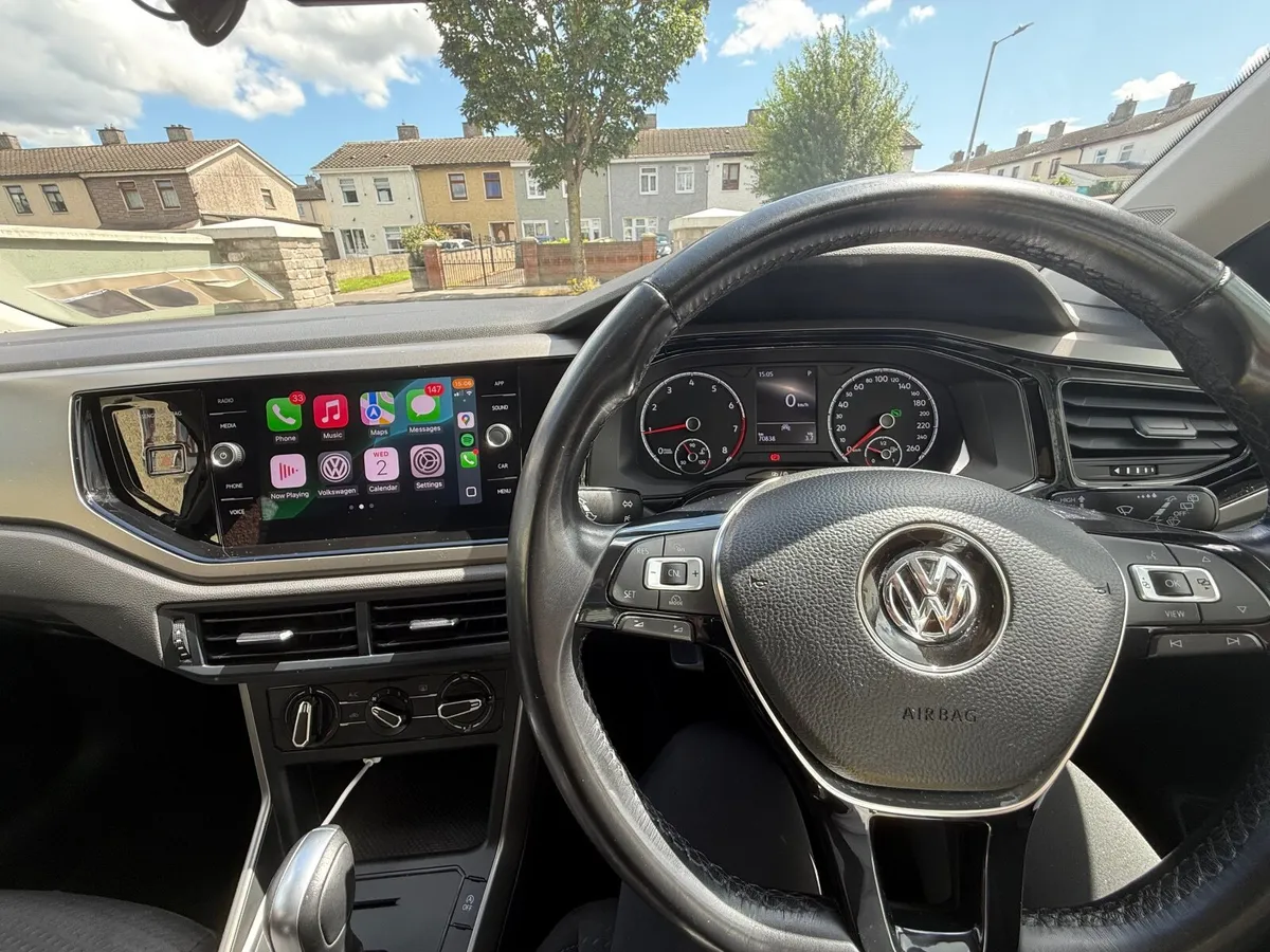 Volkswagen Polo 1.0 TSI Auto 2021 - Image 2