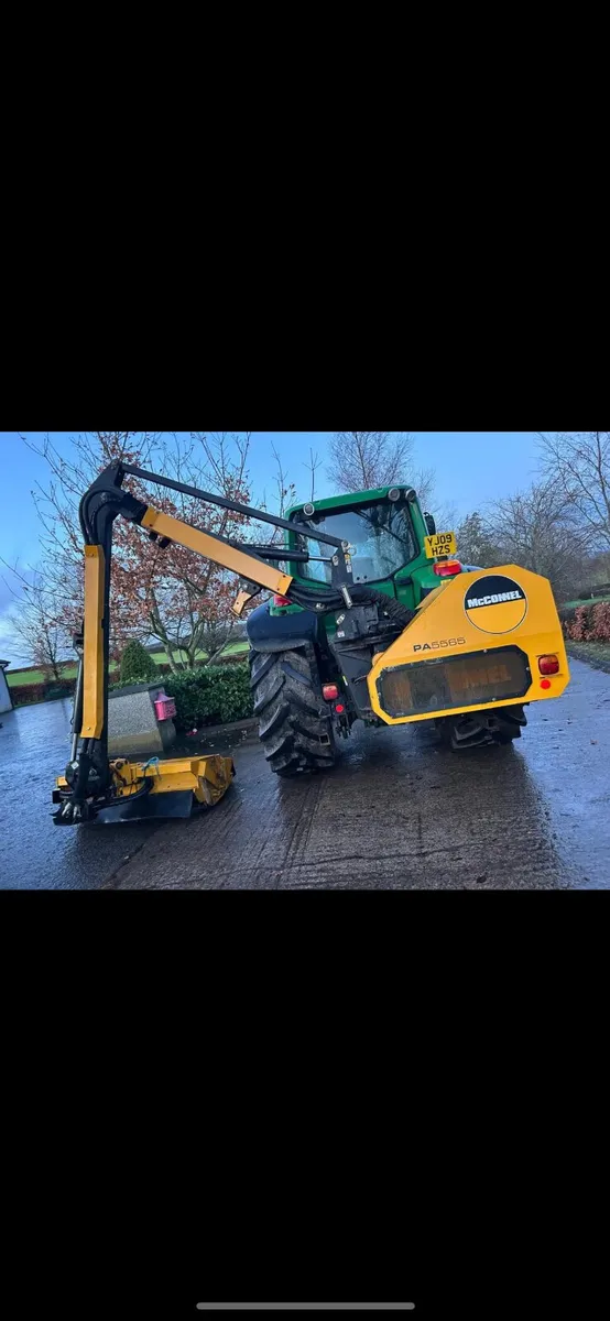McConnel PA 5565M Hedgecutter - Image 1
