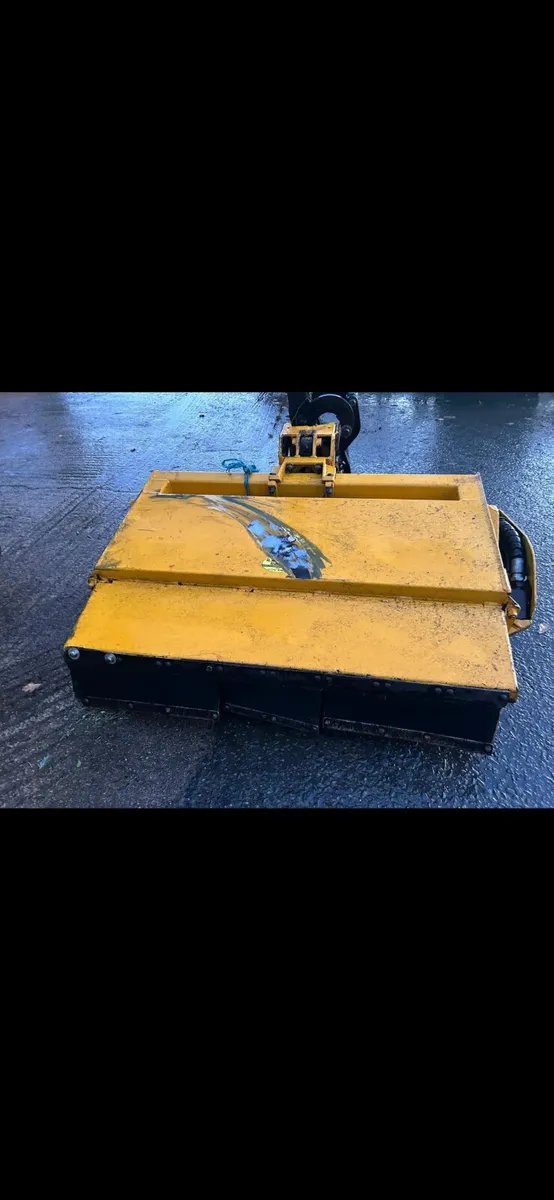 McConnel PA 5565M Hedgecutter - Image 2