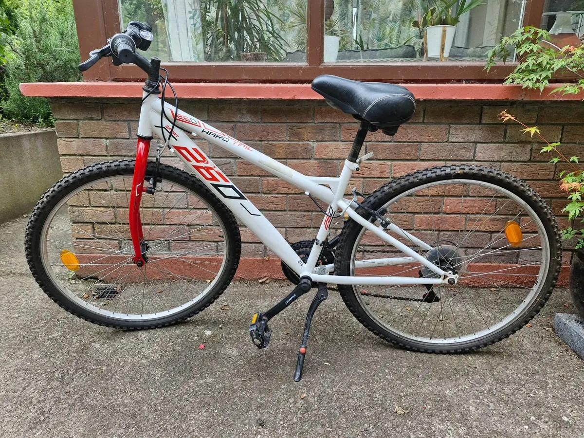 Youth/Adult hard tail mountain bike - Image 1