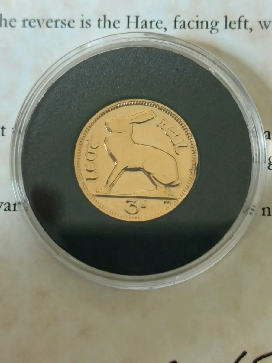 Gold plated 1963 old predecimal Irish coin - Image 2