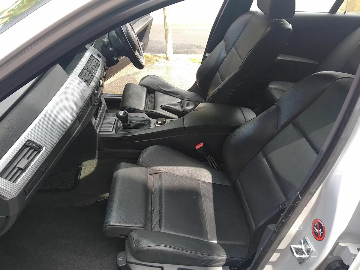BMW 5-Series 2007 - Image 1