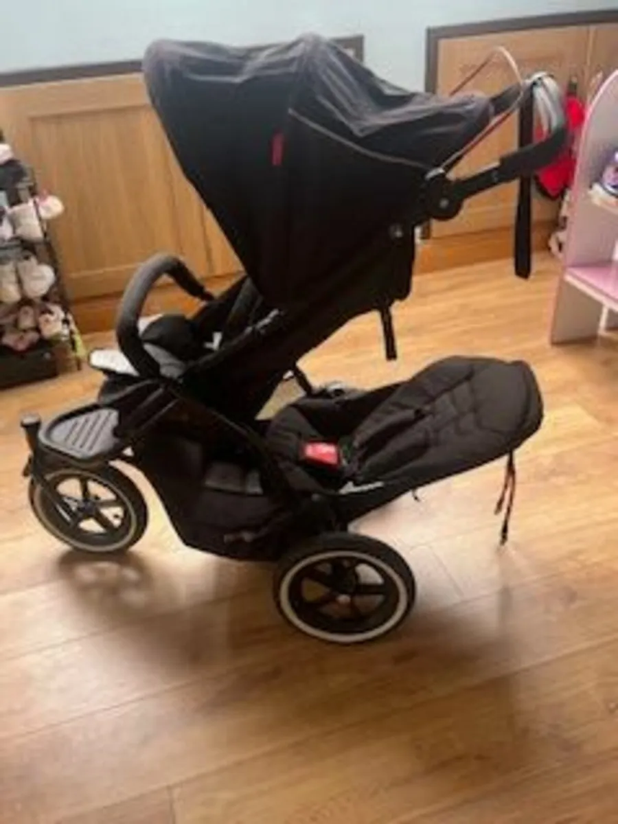 Double buggy - Phil & Teds - Image 1
