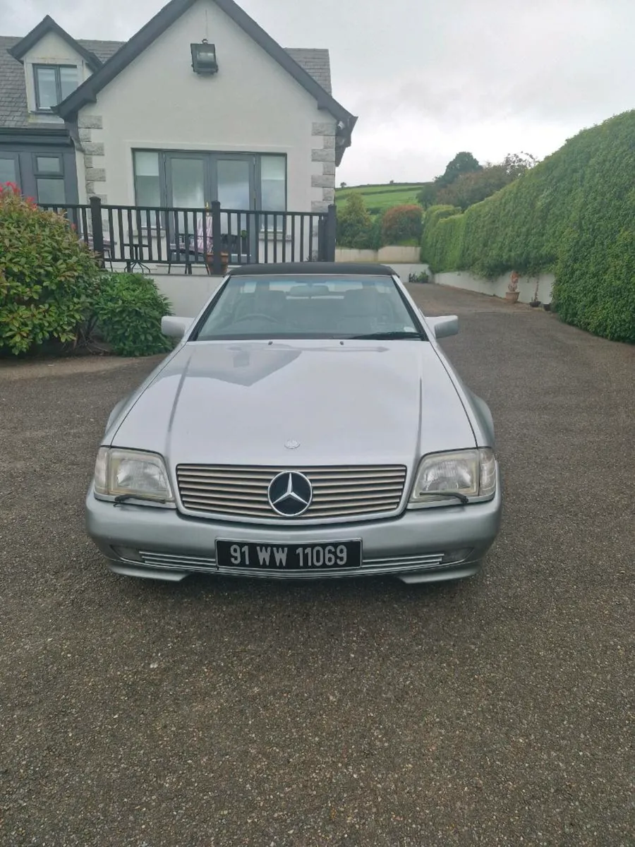 Mercedes r109 - Image 1