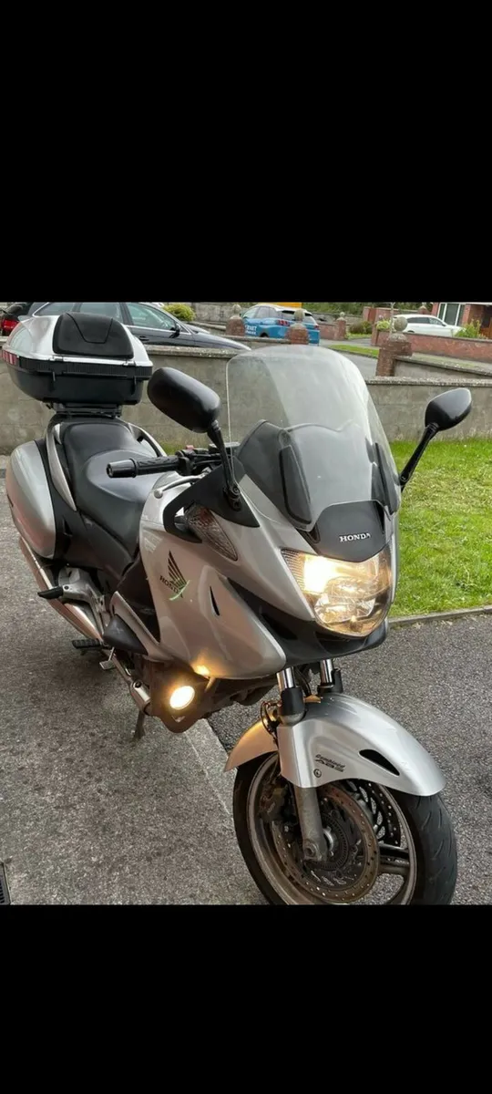 Honda Deauville 700 NT - Image 1
