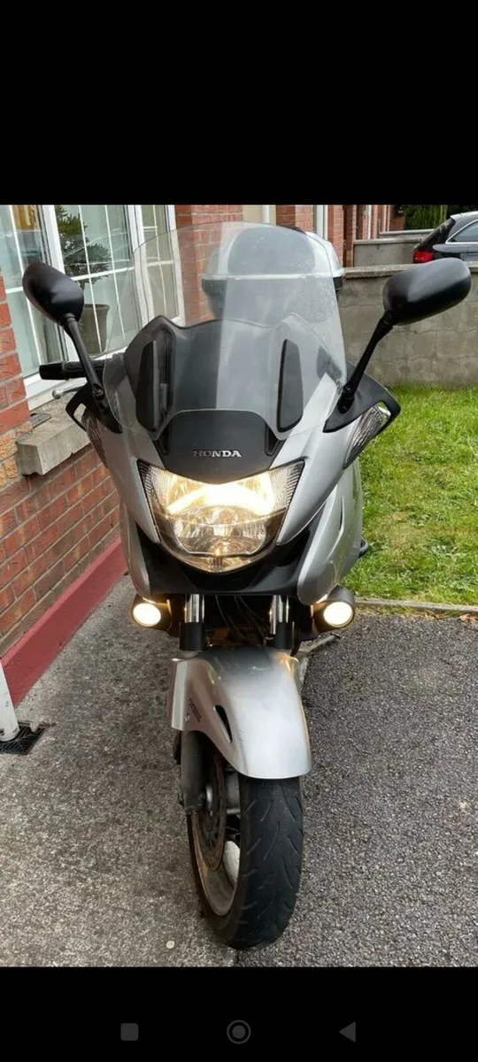 Honda Deauville 700 NT - Image 4