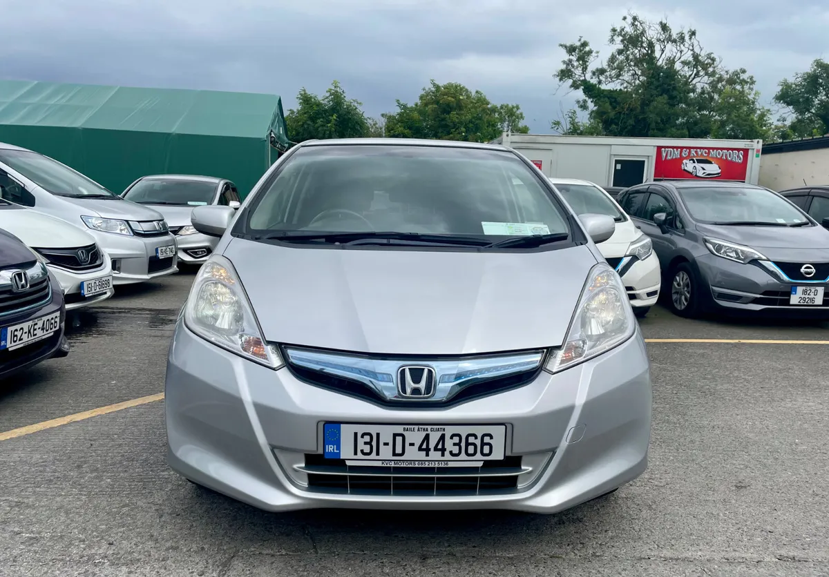 Honda Fit 2013 - Image 3