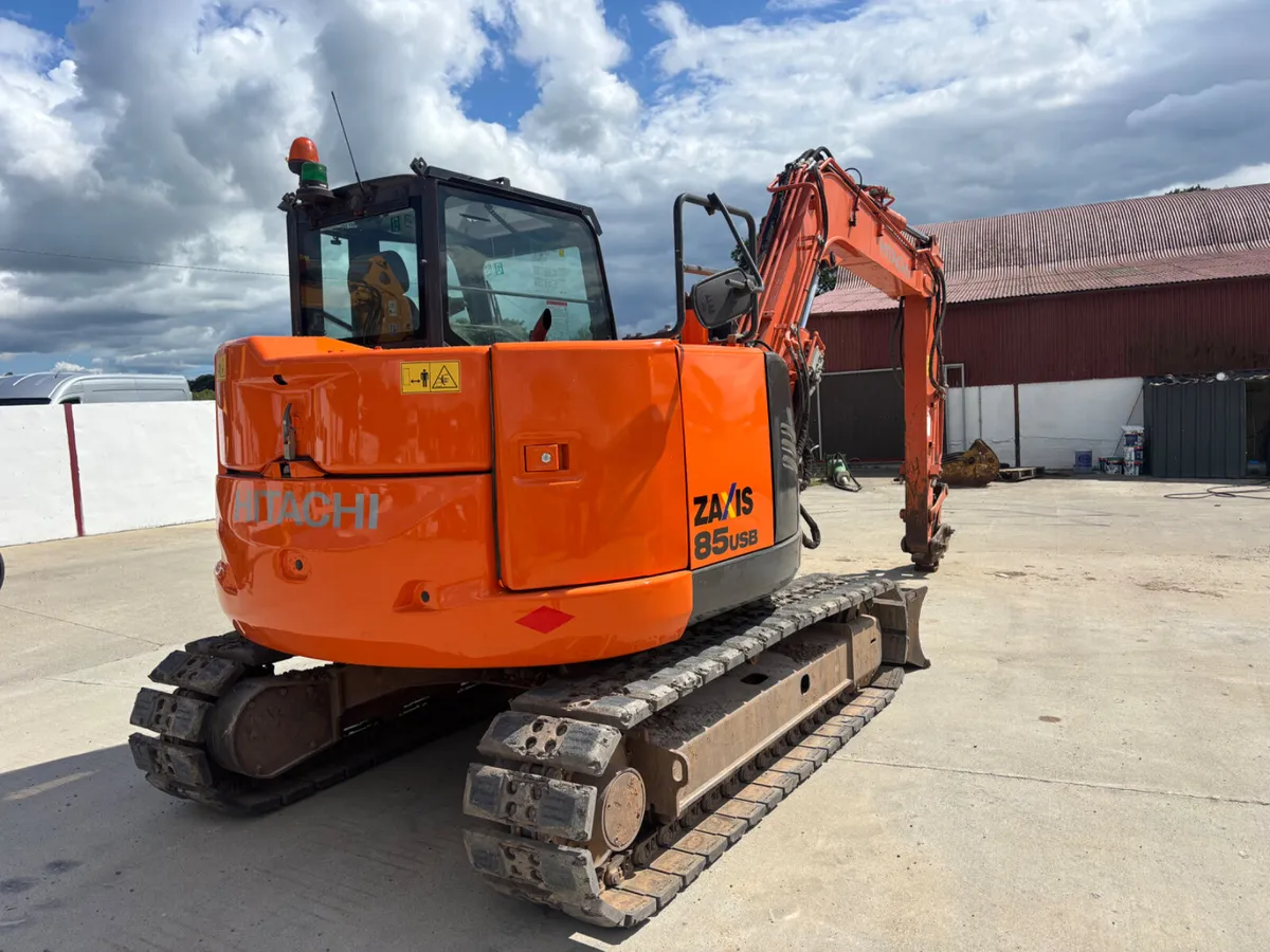 Hitachi 85 year 2018 - Image 3