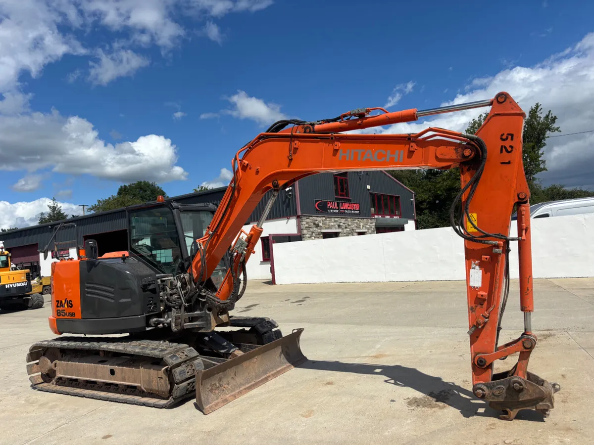 Hitachi 85 year 2018 - Image 4