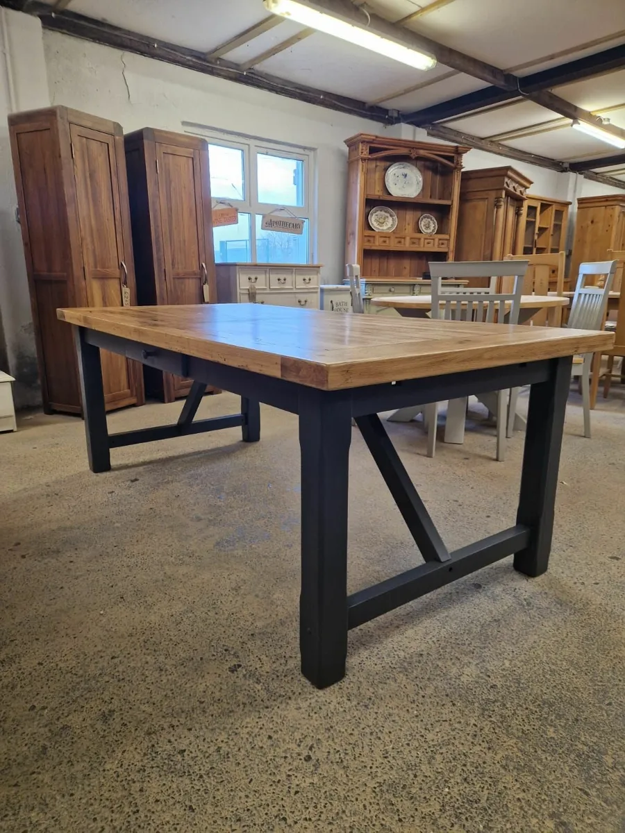 Large solid oak trestle table,  6 chairs - Image 3