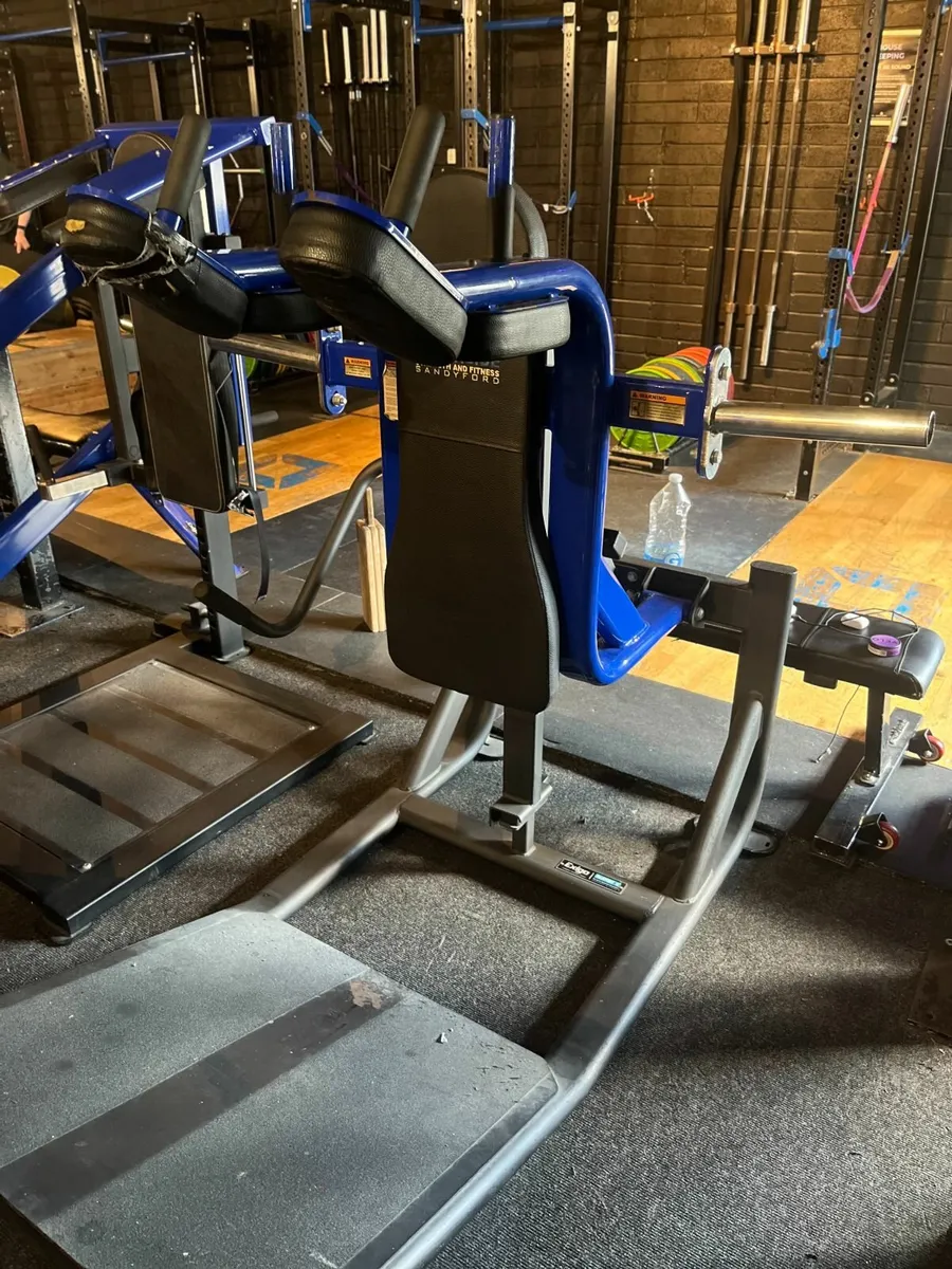 Exigo V Squat - Image 2