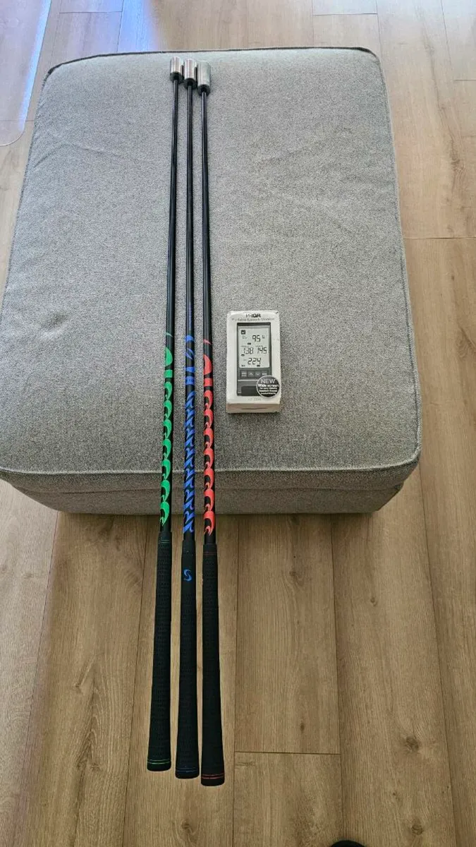 PRGR launch monitor and Superspeed sticks - Image 2