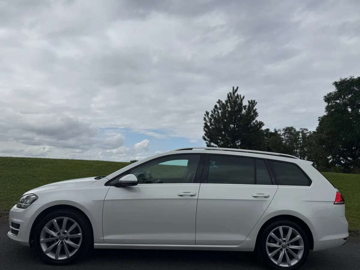 2015 VW Golf 1.4 HIGHLINE ESTATE - Image 4