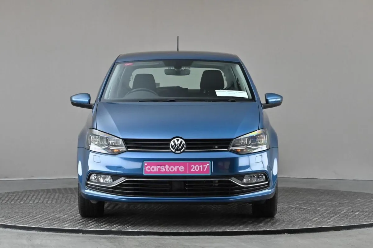 Volkswagen Polo 1.2 TSI DSG Comfortline  reverse - Image 2
