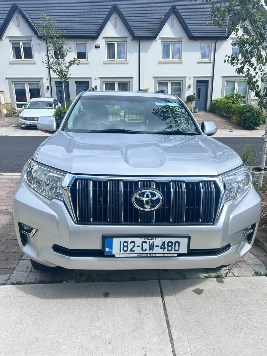 Land cruiser - Image 1