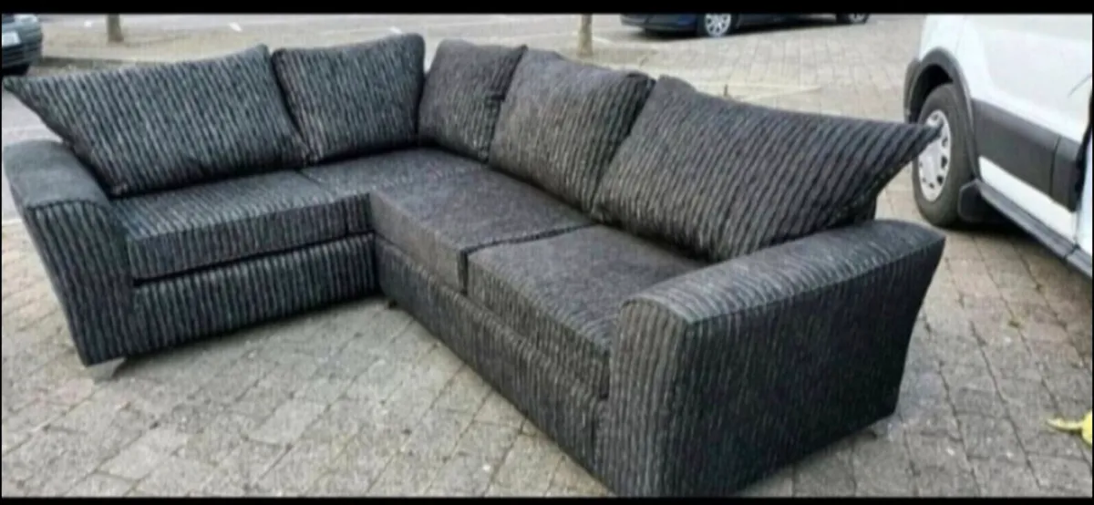 Last corner suite of furniture bargain - Image 2