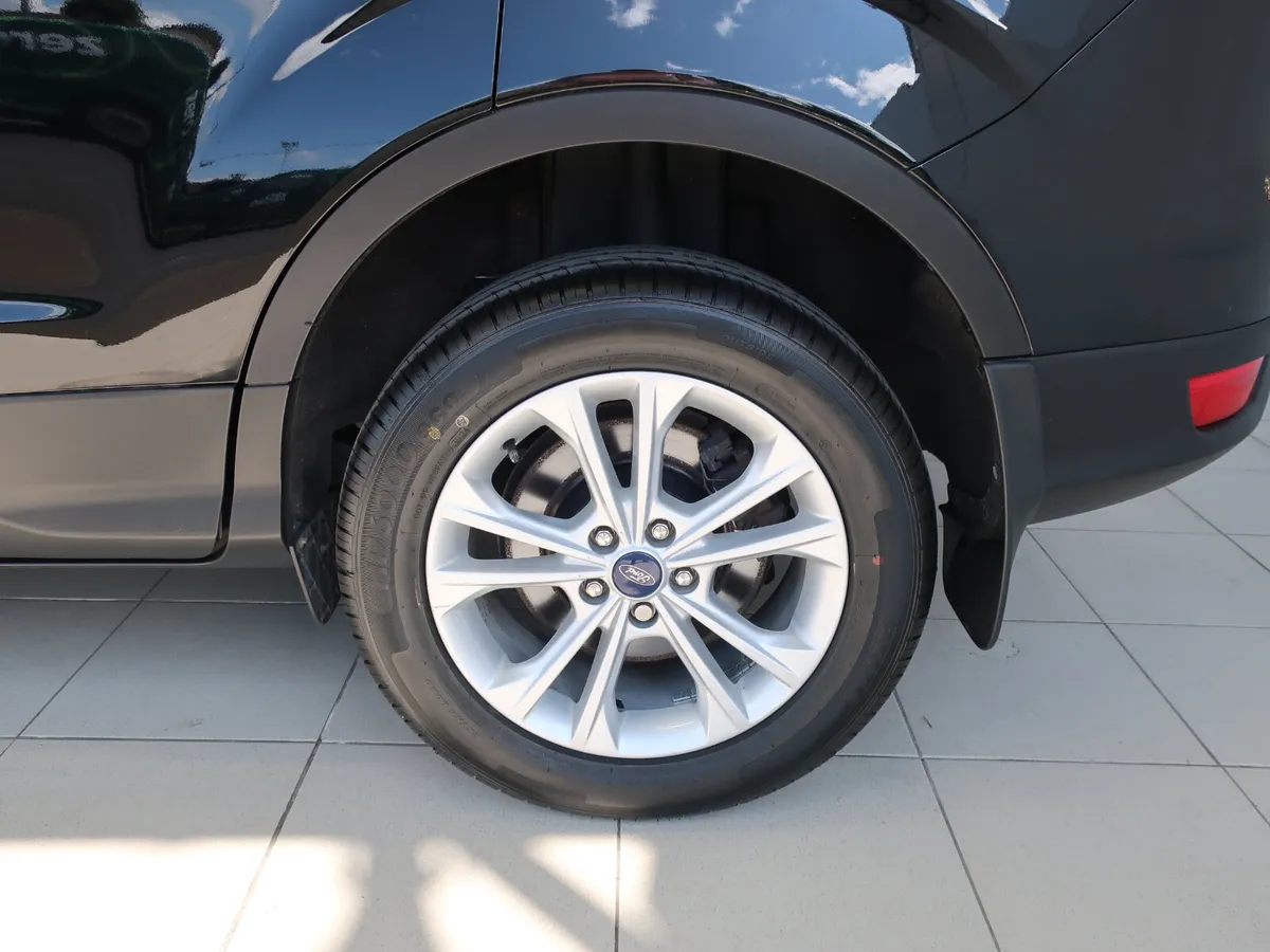 2019 FORD KUGA 1.5TDCi TITANIUM 120PS - Image 4