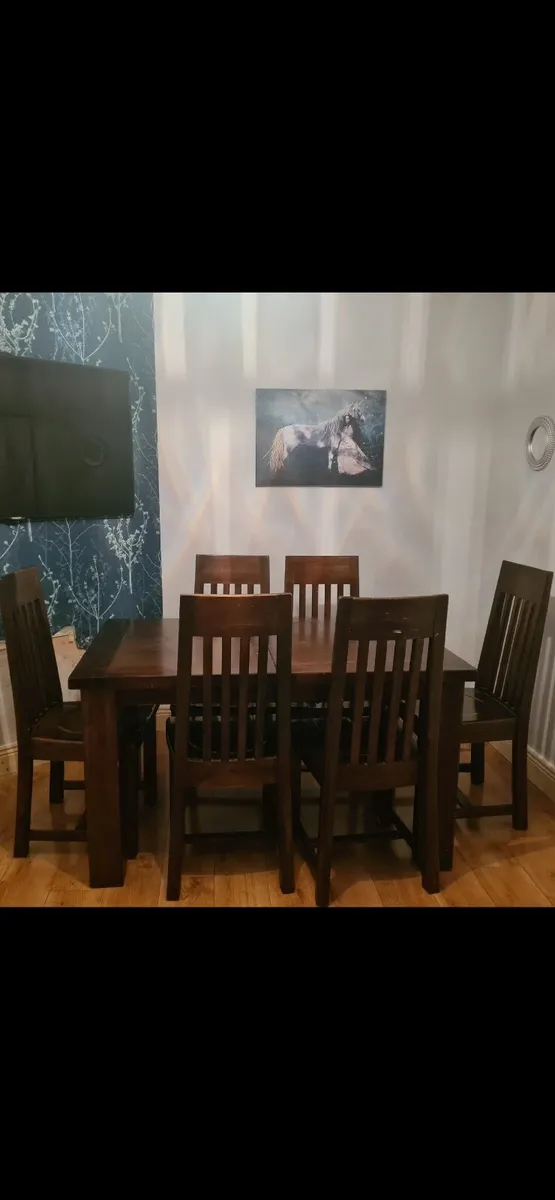 Table and 6 chairs