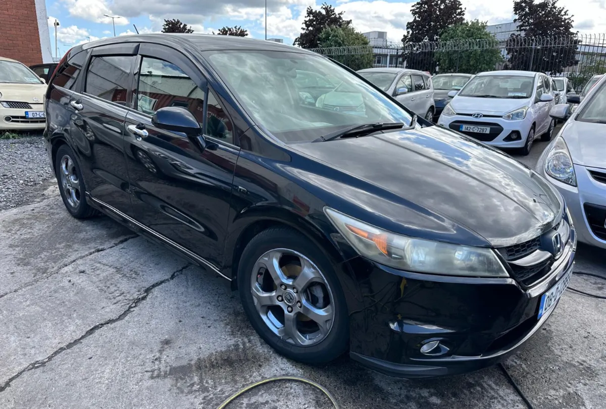 Honda Stream 2008 Automatic/ New Nct / warranty. - Image 1