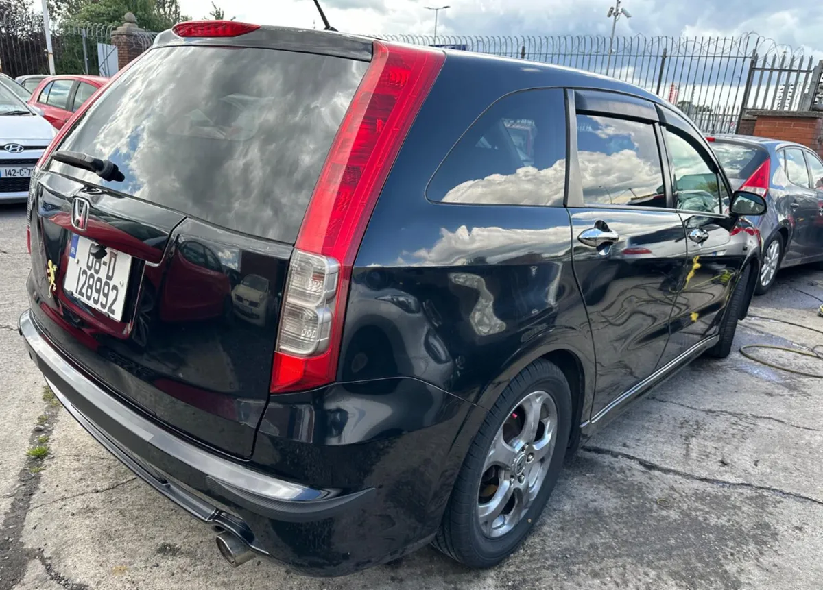 Honda Stream 2008 Automatic/ New Nct / warranty. - Image 3