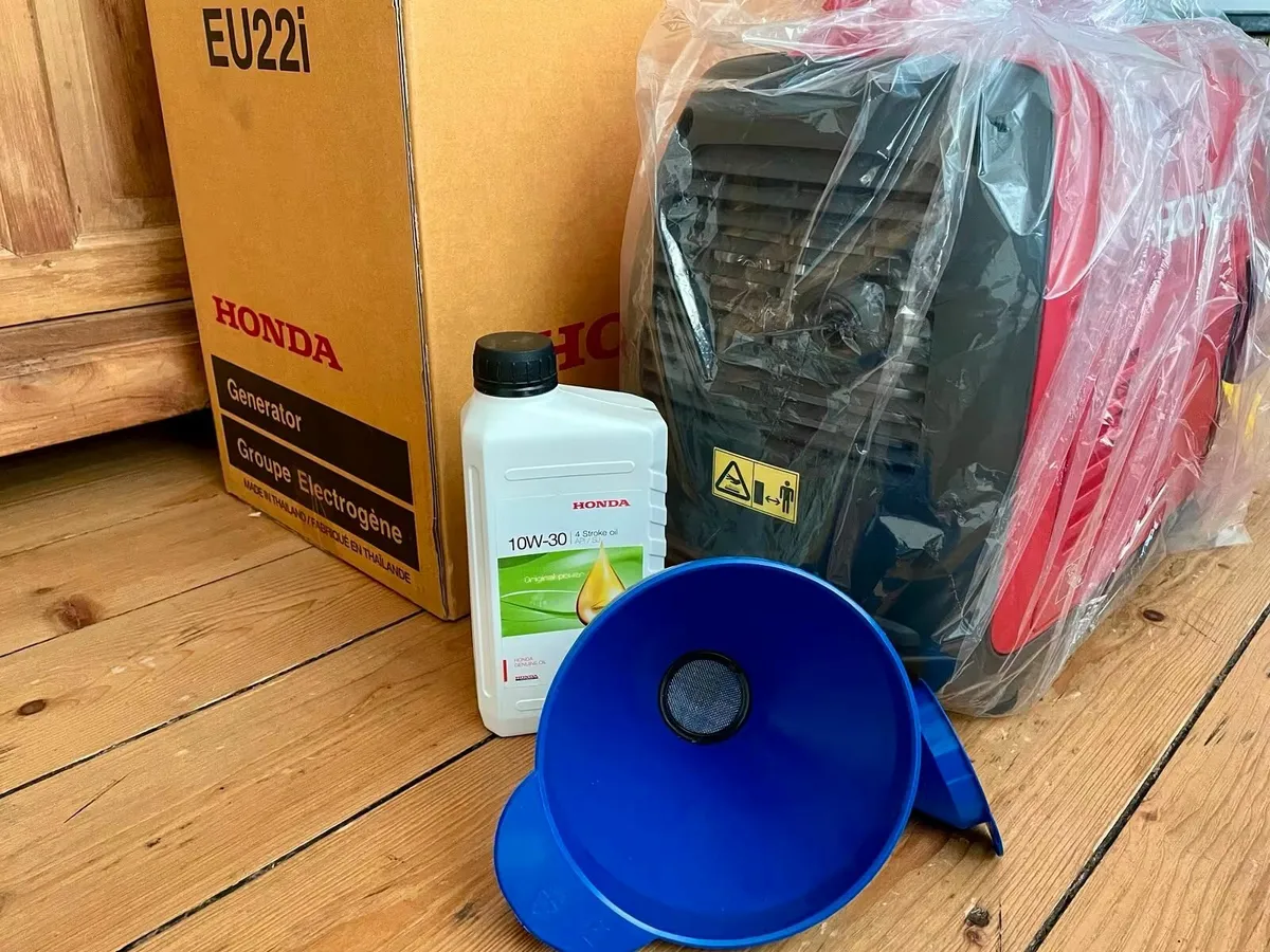 Brand New Honda Generator EU22 + Receipt Warranty - Image 2
