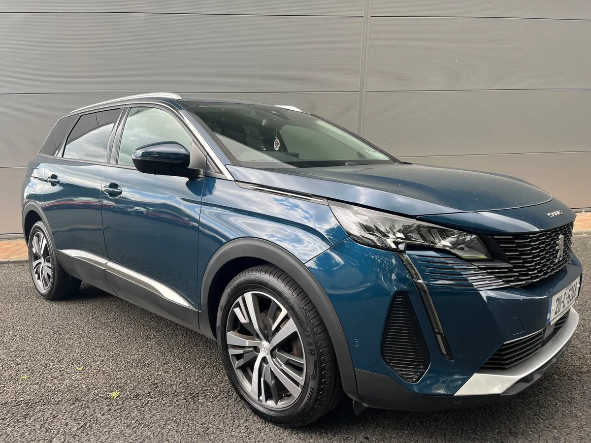 Peugeot 5008 2021 - Image 1