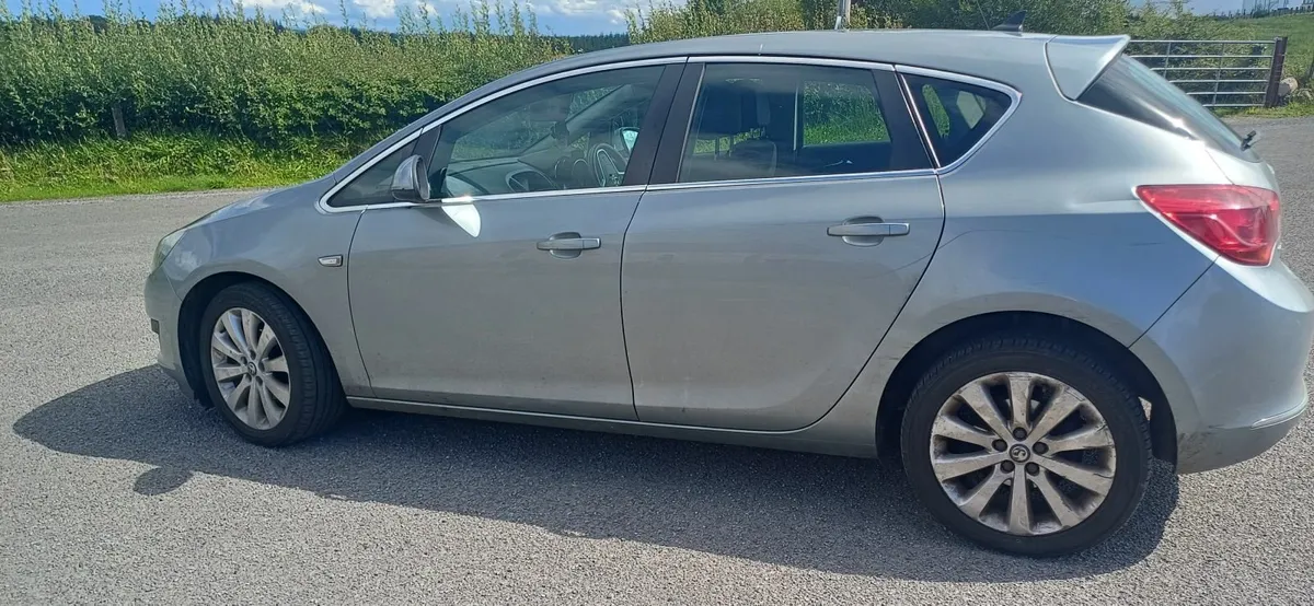 Vauxhall Astra 2014 - Image 4