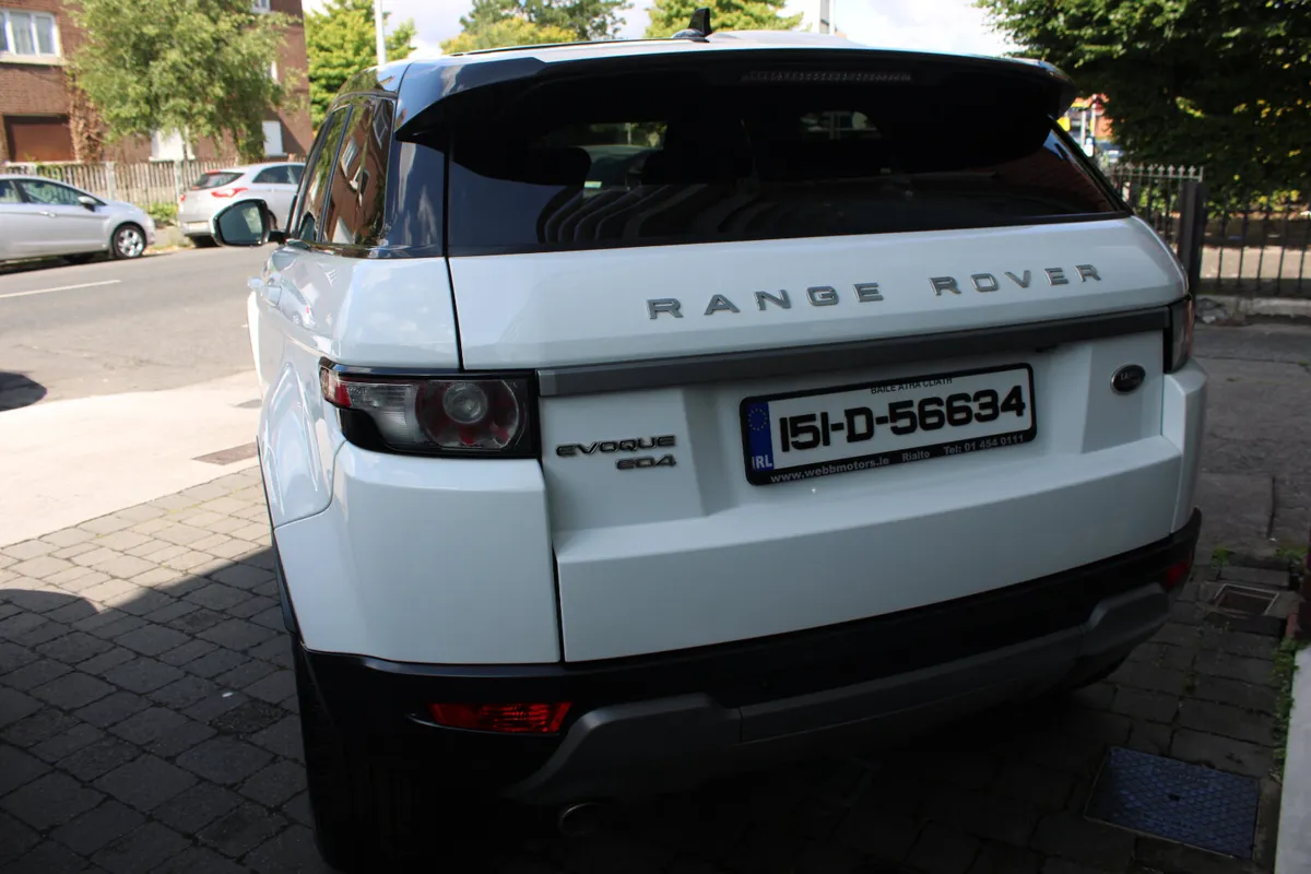 Land Rover Range Rover Evoque 2.2 2015 PURE - Image 4