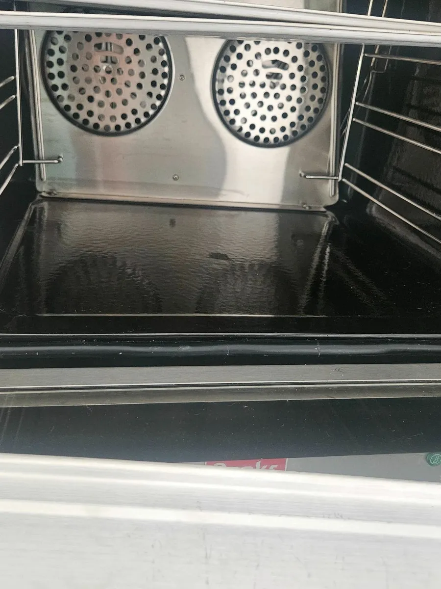 Banks convection oven + stand - Image 4