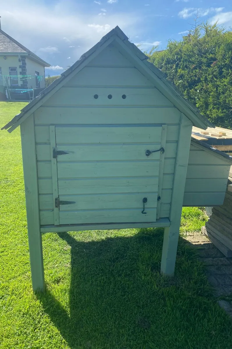 Handmade Wooden Chicken Coop - Image 4