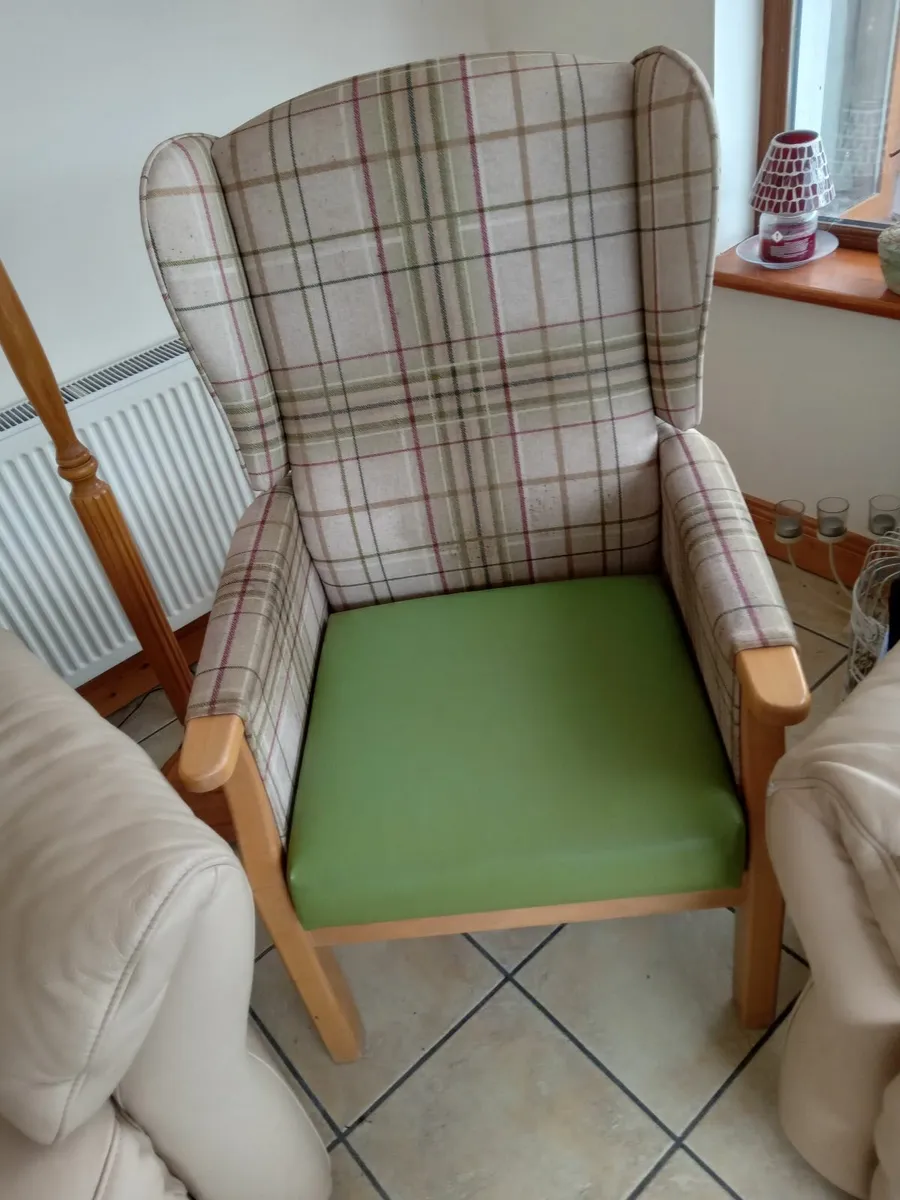 Chair - Image 3