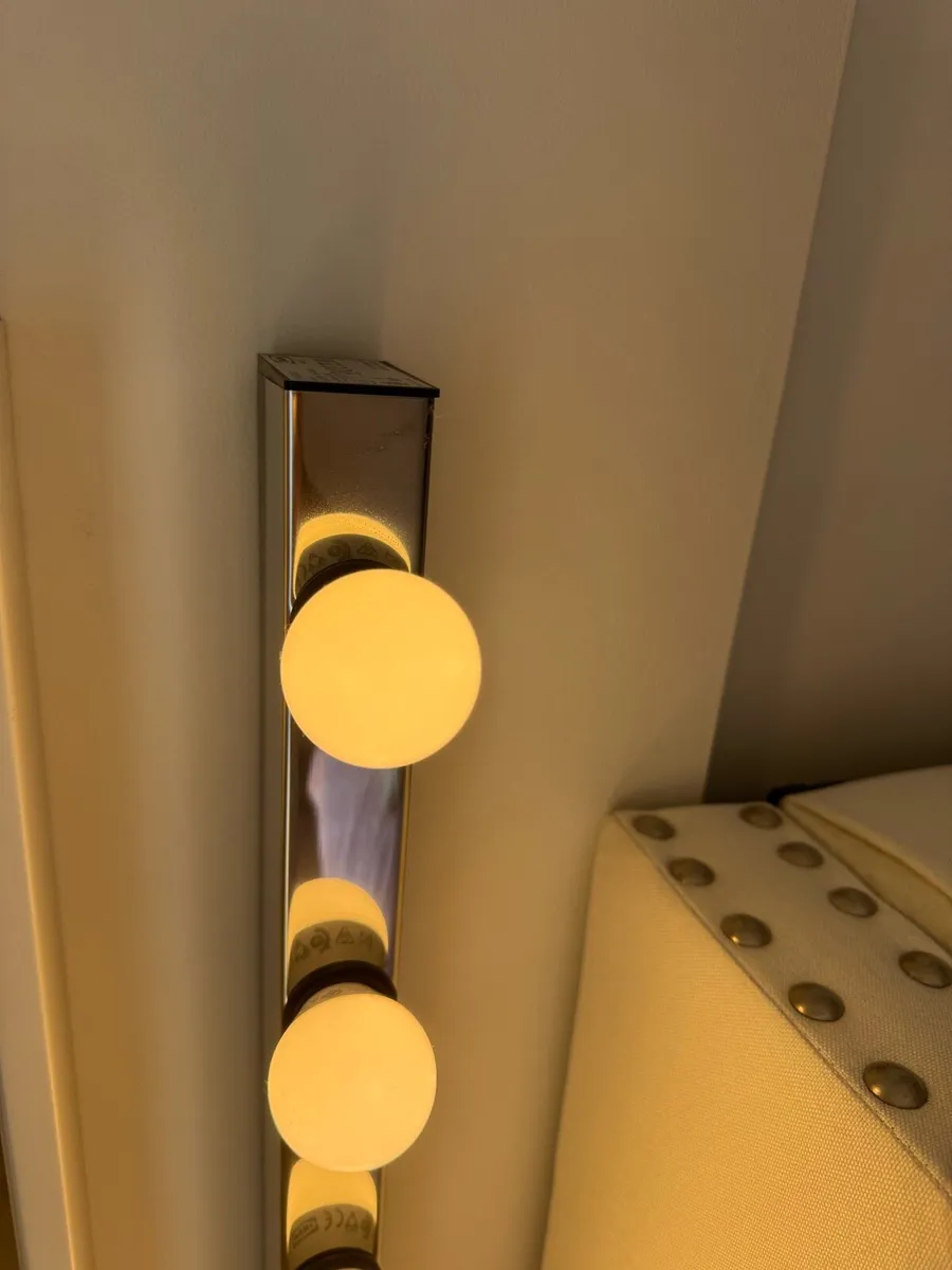 IKEA Mirror and lights for dressing table - Image 3
