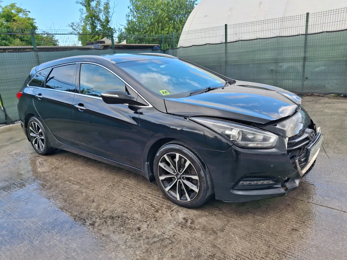162 Hyundai i40 Tourer plus 1.7 Diesel - Image 2