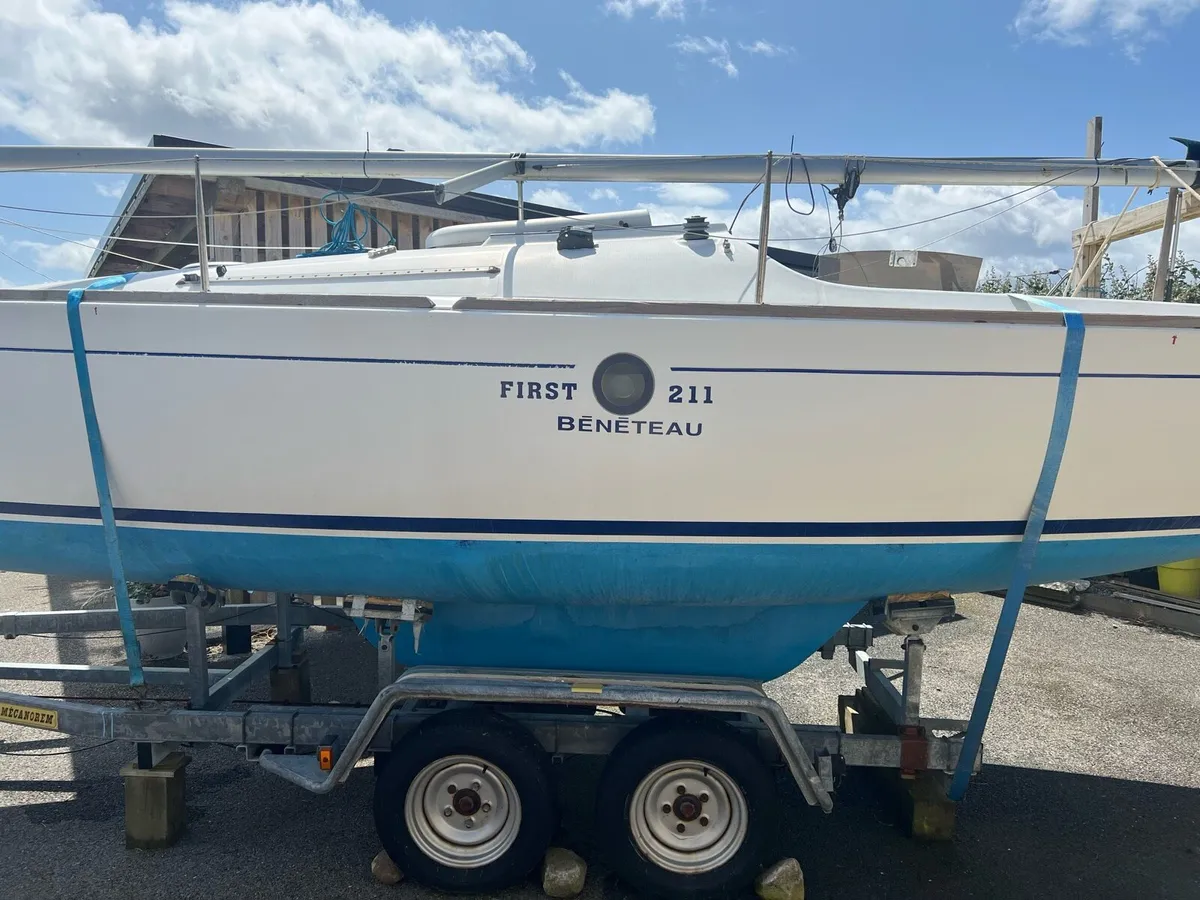 Beneteau First 211 - Image 3