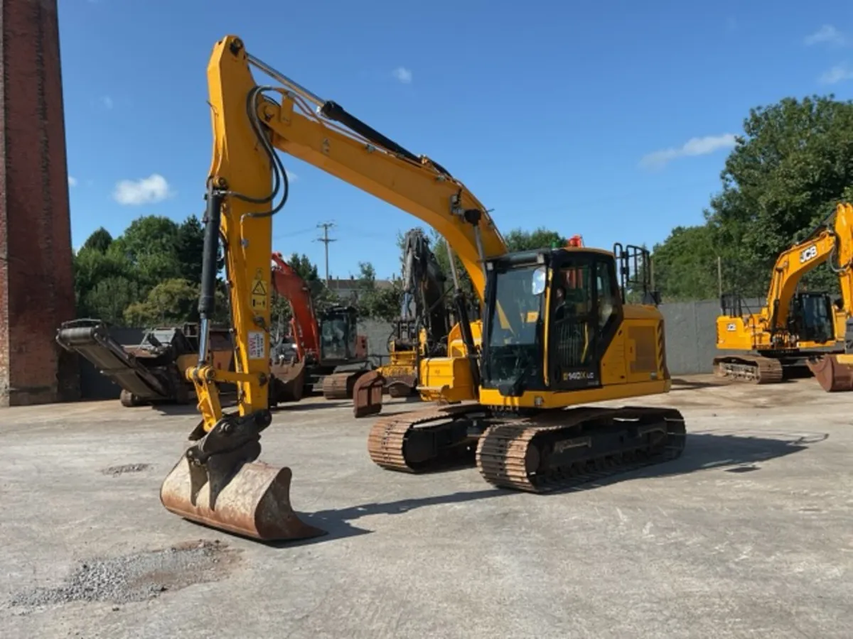 2022 JCB 140XLC - Image 2