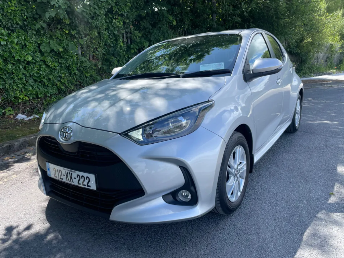 Toyota Yaris 2021 1.0 - Image 2