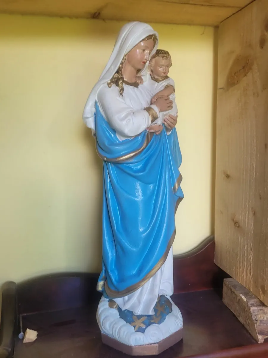 Religious statues - Image 2