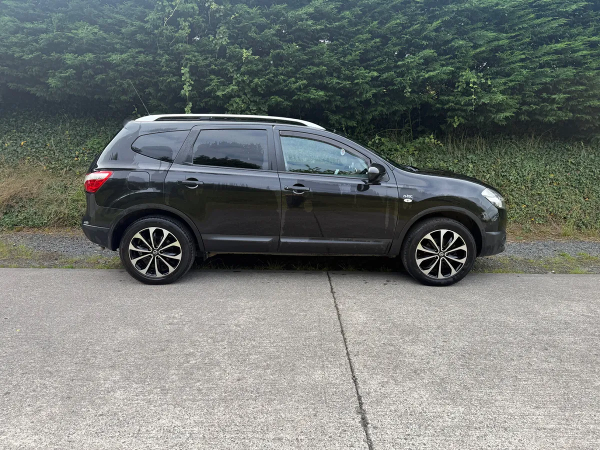 2011 Nissan Qashqai 1.6 PTL  7 seater - Image 4