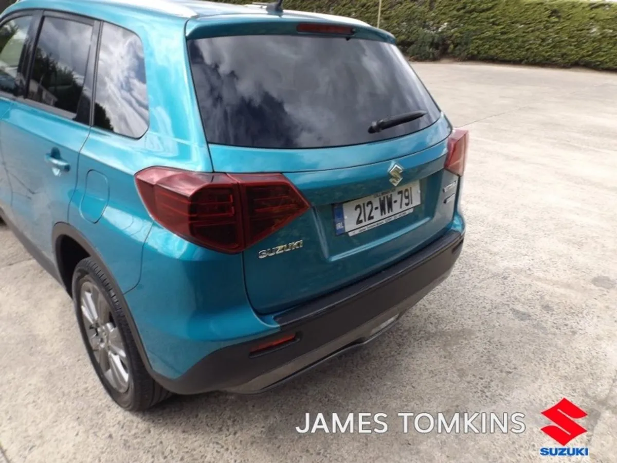 Suzuki Vitara 1.4 Hybrid SZ4 MT - Image 4