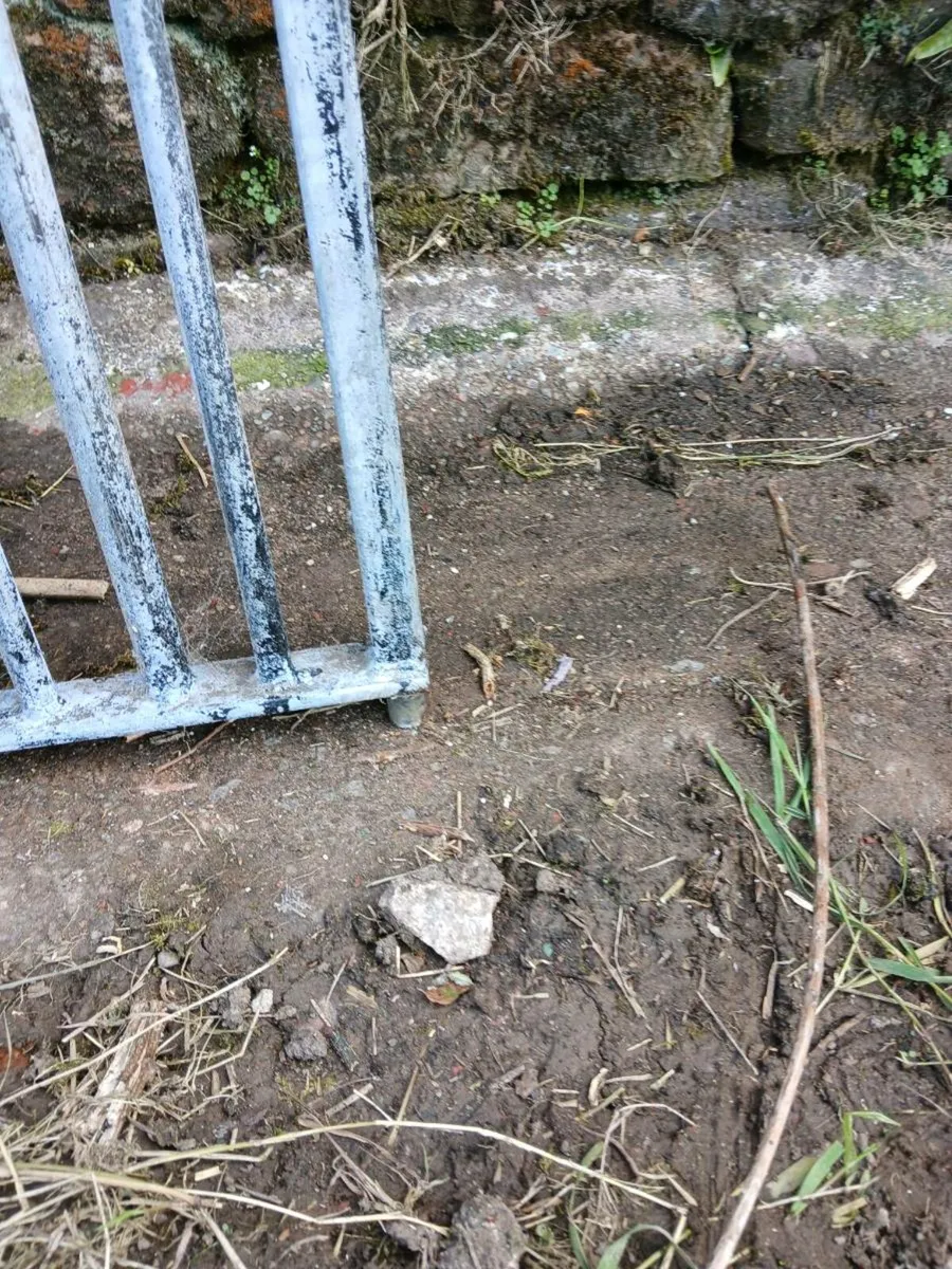 Gate - Image 4