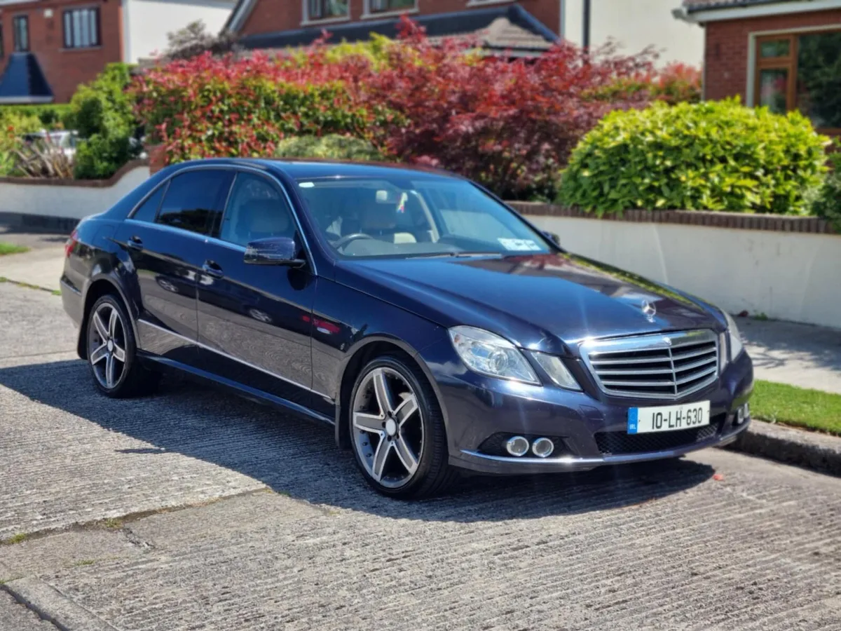 Mercedes-Benz AMG E200 - Image 1